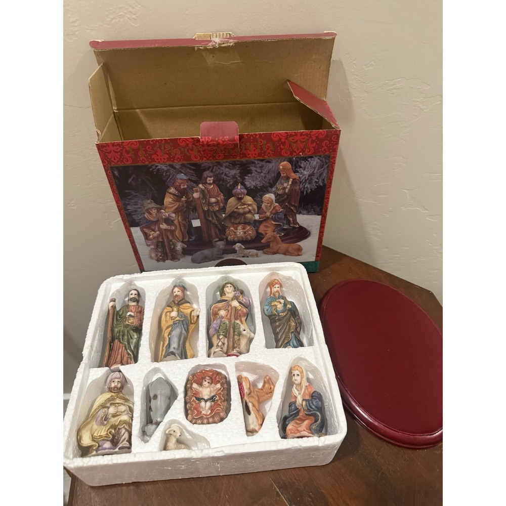 VTG Christmas Fantasy Ltd Wonderland Nativity Scene Set Wood Base 11 Pc 62087